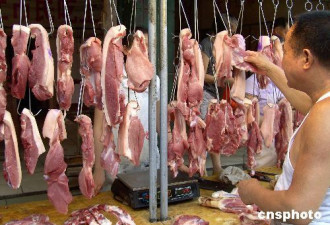 百姓叹吃不起肉：生猪价半年上涨20%