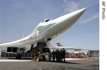 俄罗斯空军超音速图-160战略轰炸机