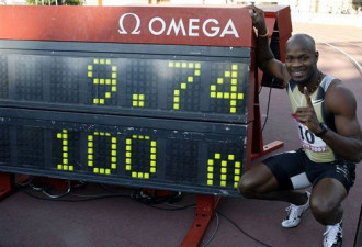 9秒74！ 鲍威尔再次刷新男子100米纪录