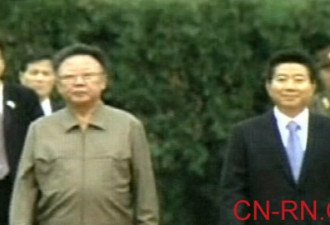 平壤沸腾 朝鲜十万人迎接韩国总统卢武铉