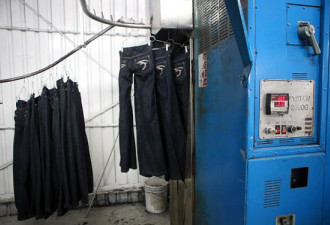 《时代周刊》拍到的广东牛仔裤工厂