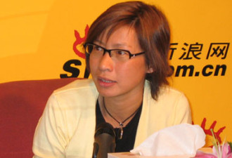 香港记者：贴身采访温家宝的全过程