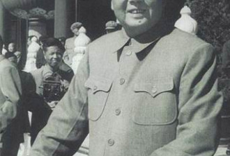 毛主席穿中山装入选世界十大名人套装