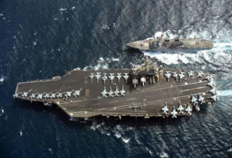 网友实拍：从空中去俯瞰美国海军基地
