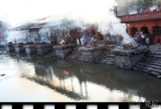 令人恐怖：尼泊尔奇特露天火葬全过程