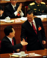 温家宝与胡锦涛握手（05/03/2008）