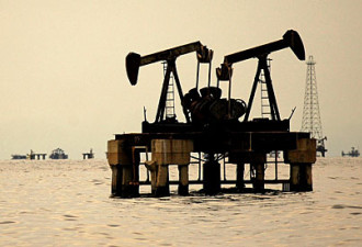 原油每桶突破105美元 加国油价还要涨