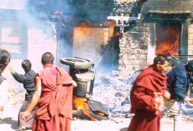西方游客在西藏所见所闻：震惊和恐惧