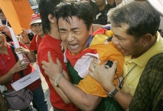 曼谷百多名藏独分子试图破坏火炬传递