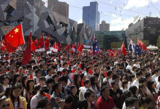 5千多华人散去片纸不留 西方警察叹服