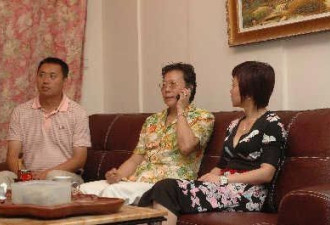 上海退休女教师捐出价值450万元房产