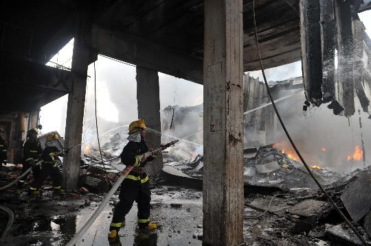 广西宜州化工厂爆炸8人死亡55人受伤(组图)