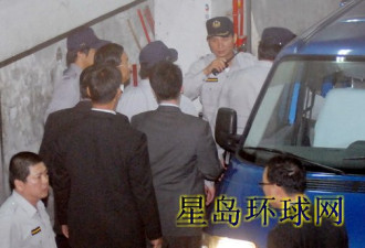 陈水扁又出怪招：控诉法警私下打人！