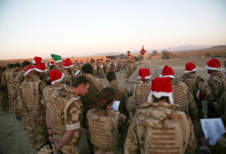 休战是奢望:英军戴圣诞帽与塔利班驳火