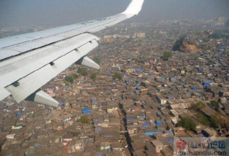 震撼:实拍印度的百万人贫民窟 亚洲最大