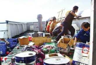 实拍：中国船员击溃索马里海盗全过程