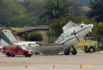 哥伦比亚国家警察的一架飞机发生爆炸