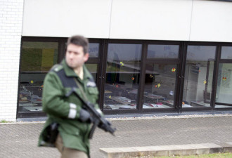 德国发生特大校园枪击案 造成16人死亡(视)