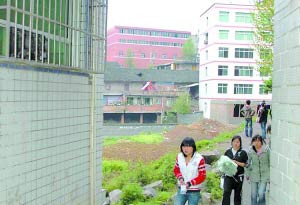 贵州习水性侵幼女案最早受害女孩失踪