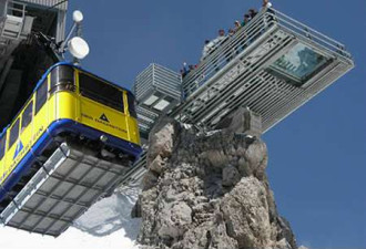 十大最惊险观景台：阿尔卑斯天桥问鼎