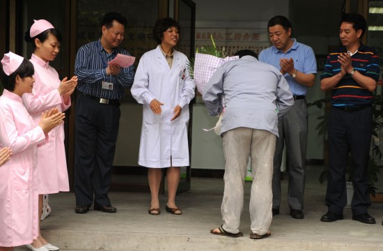 中国内地首例甲型H1N1流感患者康复出院
