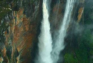 世界9大壮丽瀑布：最高瀑布落差979米