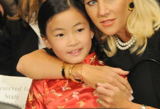 美准驻华大使和他领养的漂亮中国女儿