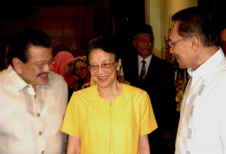 菲律宾民主象征前总统阿基诺夫人去世