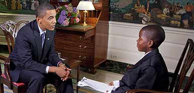 奥巴马接受11岁学生采访险被问倒(图)