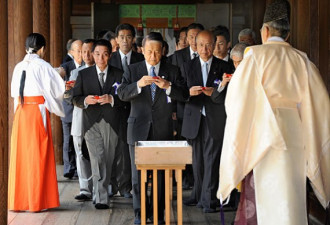 日本议员参拜靖国神社 看了比较不舒服