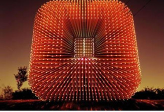 美轮美奂:全球14座最奇特的灯光雕塑