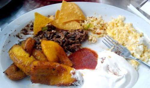 Platos T&iacute;picos