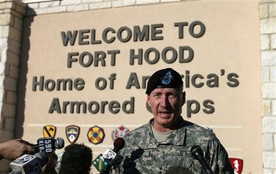 美军胡德堡基地枪击案袭击者即将被派往伊拉克