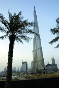 世界第一高楼迪拜塔2010年将落成(图)