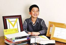10岁华裔数学天才战10万参赛者夺冠