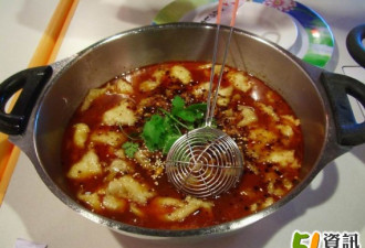 汤滚油红满屋香：“飘香火锅”食记
