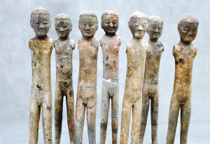 西安南郊大墓发现数以万计的裸体战俑