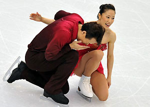 中国红闪亮温哥华申雪/赵宏博庞清/佟健揽金银牌