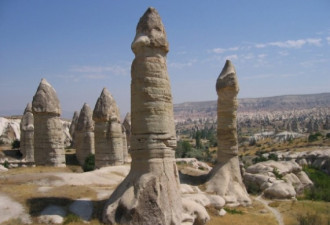 奇趣的地质奇观:土耳其特有的爱之谷