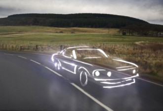 绝妙的艺术创意：光影绘画之超级跑车