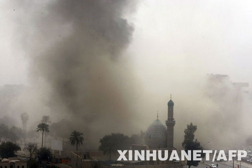 巴格达发生多起爆炸死伤近200人
