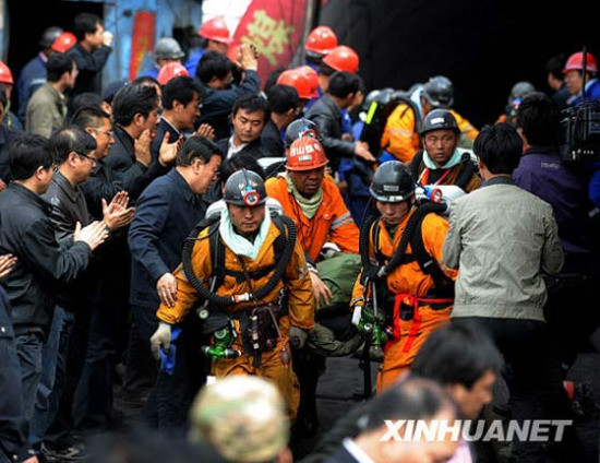 山西王家岭矿难已有115人成功获救(图)
