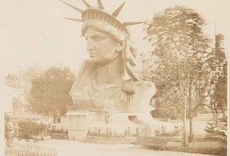 老照片揭开纽约自由女神像的建造历程