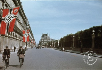 老照片：二战时纳粹德军占领下的巴黎