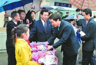 朝鲜冒雨迎接中国首发团 多种旅游线路