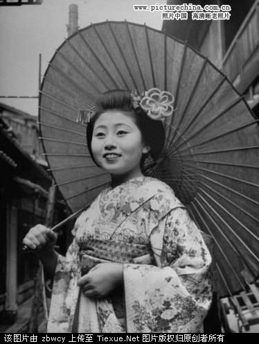 1946年日本京都的艺妓生活[组图]