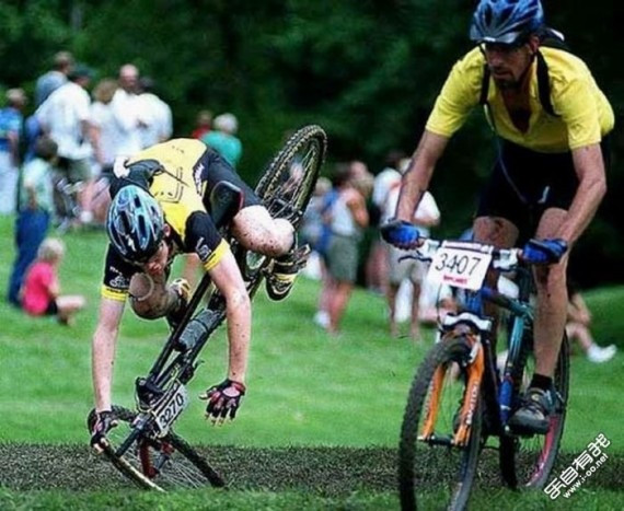 Unlucky Cyclists (18 pics)