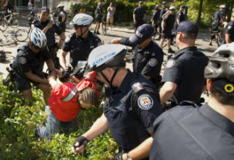 多伦多反G20团体首次示威，一人被捕