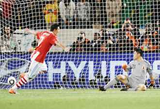 日本点球战3-5负巴拉圭 无缘世界杯8强
