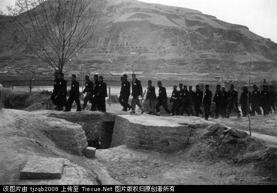 老照片：胡宗南攻陷延安之后[组图]